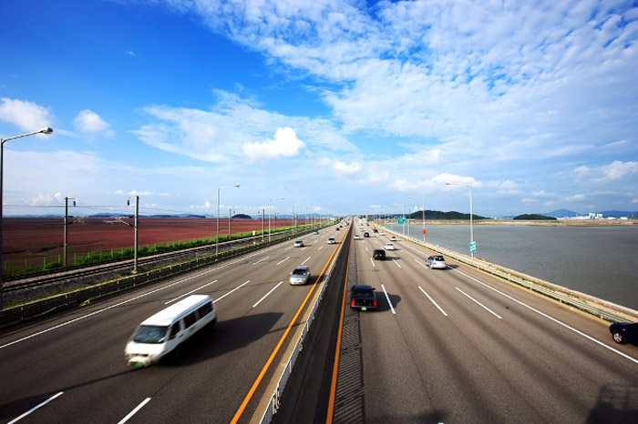 Cao tốc dẫn từ sân bay quốc tế Incheon. Ảnh: www.macquarie.com