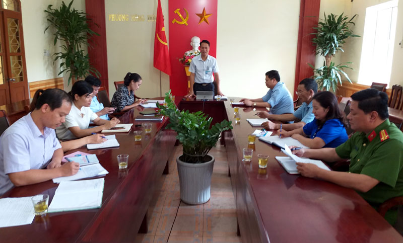 UBND phường Mông Dương quán triệt, triển khai các chương trình, kế hoạch đẩy mạnh việc “Học tập và làm theo tư tưởng, đạo đức, phong cách Hồ Chí Minh” những tháng cuối năm 2018