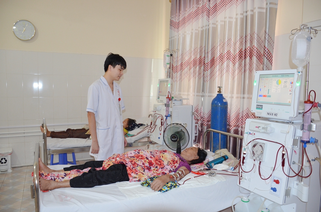 Chạy thận nhân tạo tại Trung tâm Y tế huyện Hải Hà