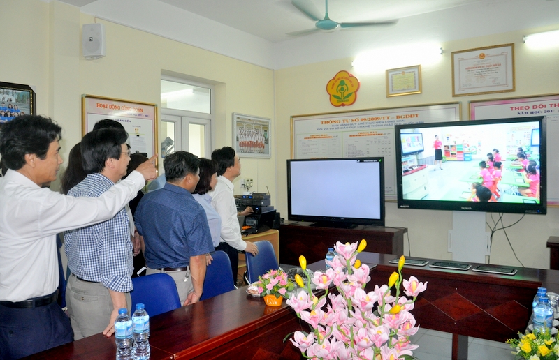 Hạ tầng và ứng dụng CNTT được đầu tư đồng bộ, hiện đại tại Trường Mầm non Hoa Phượng (phường Mạo Khêm TX Đông Triều) không chỉ giúp nâng cao chất lượng giáo dục và chăm sóc trẻ mầm non, mà còn tạo nhiều thuận lợi trong công tác quản lý giáo dục.