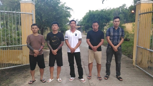 Các đối tượng trong đường dây đánh bạc bị bắt giữ.