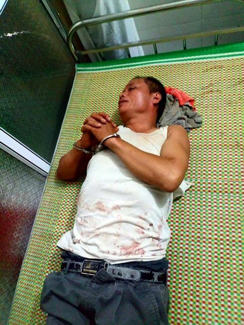 Nguyễn Văn Tiến, nghi phạm sát hại 3 người trong một gia đình bị bắt. (Ảnh: Công an nhân dân)