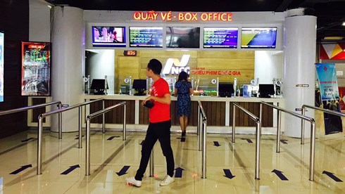 Hàng loạt các rạp chiếu phim ở Việt Nam thông báo đóng cửa.