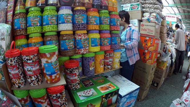 Hiện có 14 đơn vị có quyền kiểm tra nhà nước về an toàn thực phẩm nhập khẩu. Đ.N.T