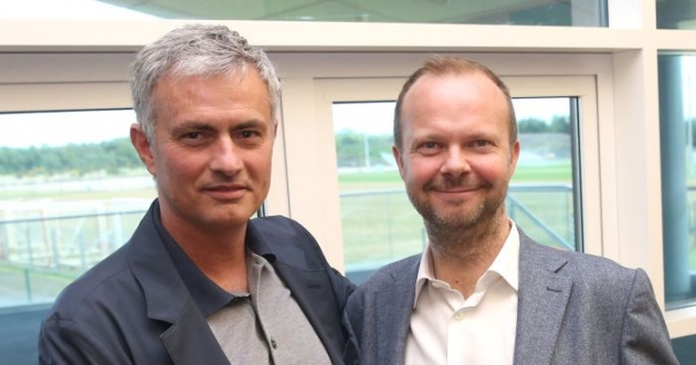  Mối quan hệ giữa Mourinho và Phó chủ tịch có vẻ không quá bế tắc.