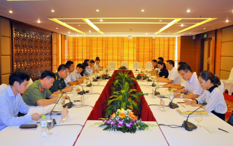 Quang cảnh buổi làm việc.