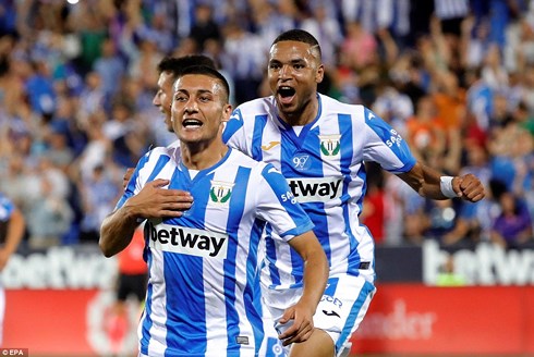  Leganes lội ngược dòng trước Barca trong vòng 1 phút. (Ảnh: EPA)