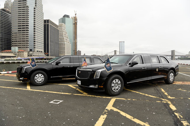 Dự án xe hộ vệ Tổng thống Donald Trump tiêu tốn 15,8 triệu USD. Đây là con số đắt đỏ và nhận nhiều chỉ trích.
