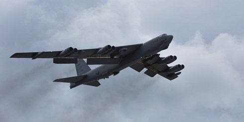 b52