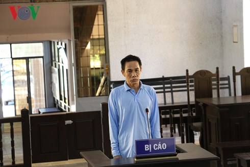 Bị cáo Nguyễn Văn Sinh tại tòa.