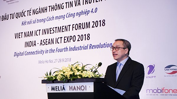 Theo Thứ trưởng Phan Tâm, Bộ TT&TT sẽ nghiên cứu việc triển khai cấp phép thử nghiệm 5G tại Việt Nam. Ảnh: Trọng Đạt