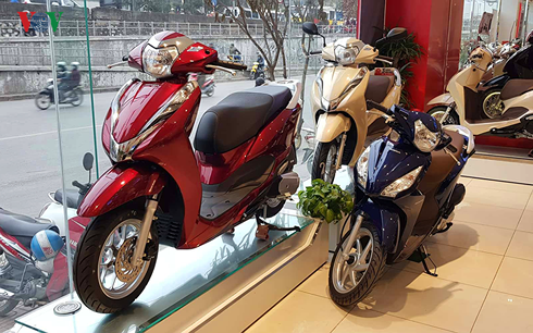 Trung bình mỗi ngày có khoảng hơn 9.200 xe máy đến tay người tiêu dùng trong tháng 9/2018.