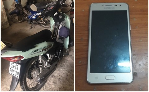 Chiếc xe gây án và tang vật của vụ cướp.