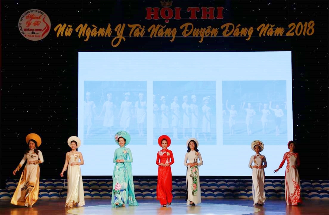 Phần thi trang phục của các thí sinh