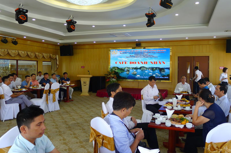 Quang cảnh buổi 