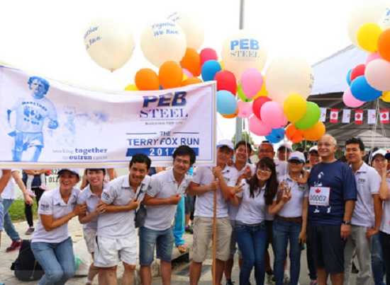Tất cả số tiền gây quỹ từ cuộc chạy bộ "Terry Fox Run Việt Nam" dùng để nghiên cứu chữa bệnh ung thư tại Việt Nam.