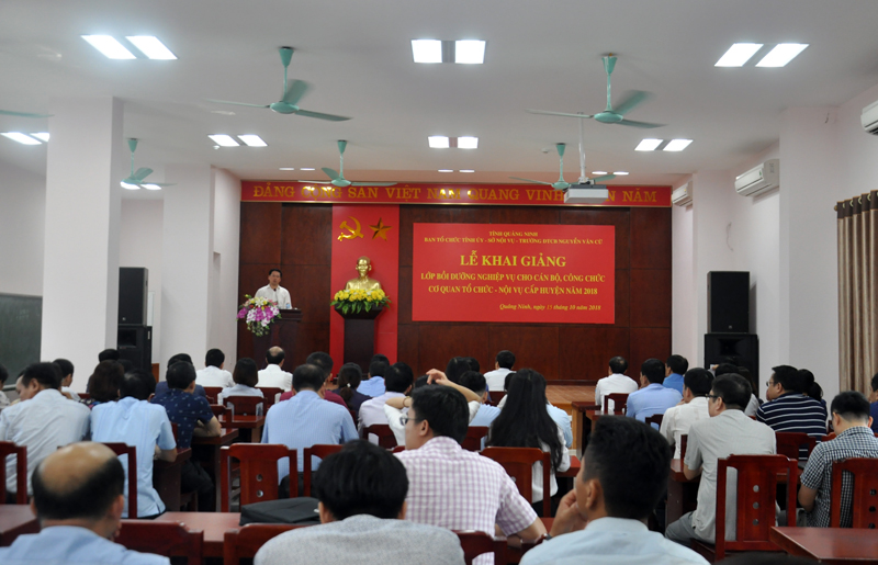 Quang cảnh lớp học.