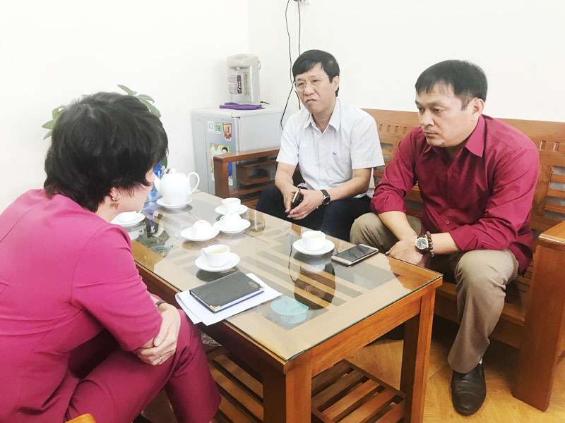Lãnh đạo UBND phường Hà Khẩu (TP Hạ Long) chia sẻ thông tin vụ việc tranh chấp của giữa ông Phạm Thế Hà và ông Nguyễn Thanh Cảnh.