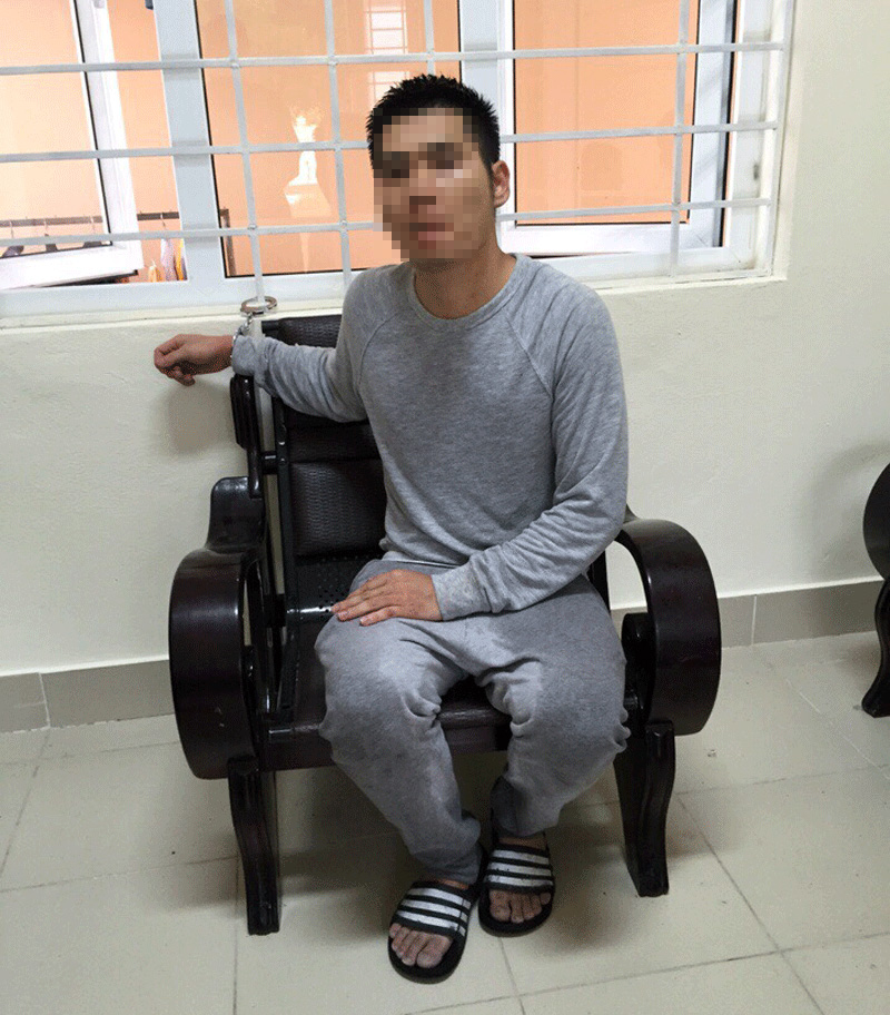 Phạm Văn Tăng tại trụ sở Công an phường Hải Hòa.