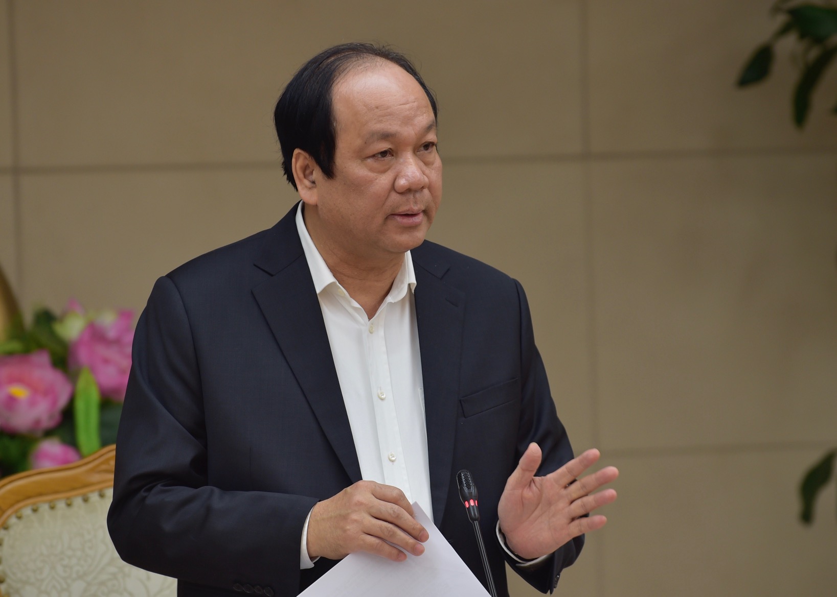Bộ trưởng, Chủ nhiệm Mai Tiến Dũng phát biểu tại cuộc làm việc. - Ảnh: VGP/Nhật Bắc