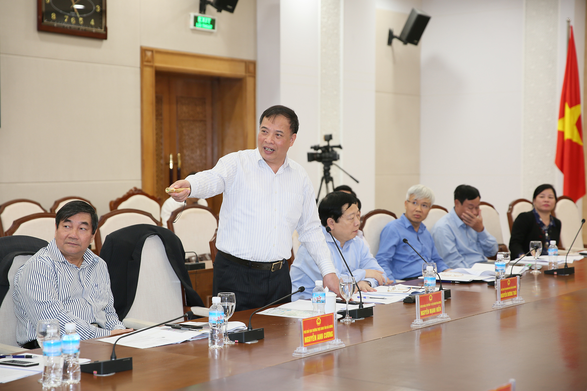 Đồng chí Nguyễn Minh Hiển, Ủy viên Trung ương Đảng, Bí thư Tỉnh ủy Hải Dương đề xuất quy mô, phân kỳ đầu tư, phương án hợp tác cùng triển khai dự án.