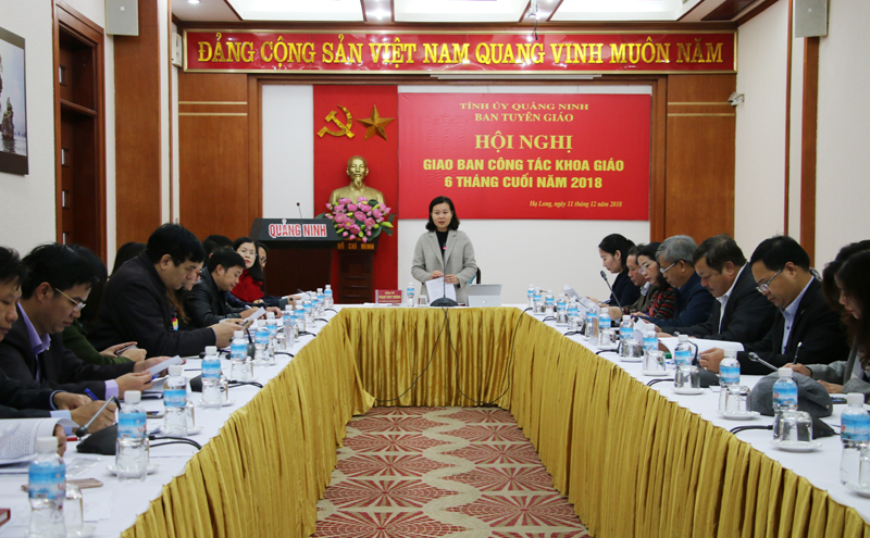 Quang cảnh hội nghị.