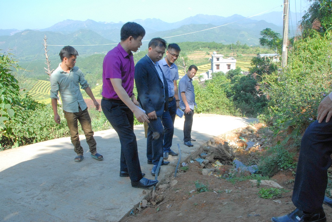 Đoàn giám sát của Ban Văn hóa – Xã hội HĐND tỉnh đã làm việc với UBND huyện Bình Liêu về việc triển khai thực hiện Chương trình mục tiêu quốc gia giảm nghèo giai đoạn 2016-2020