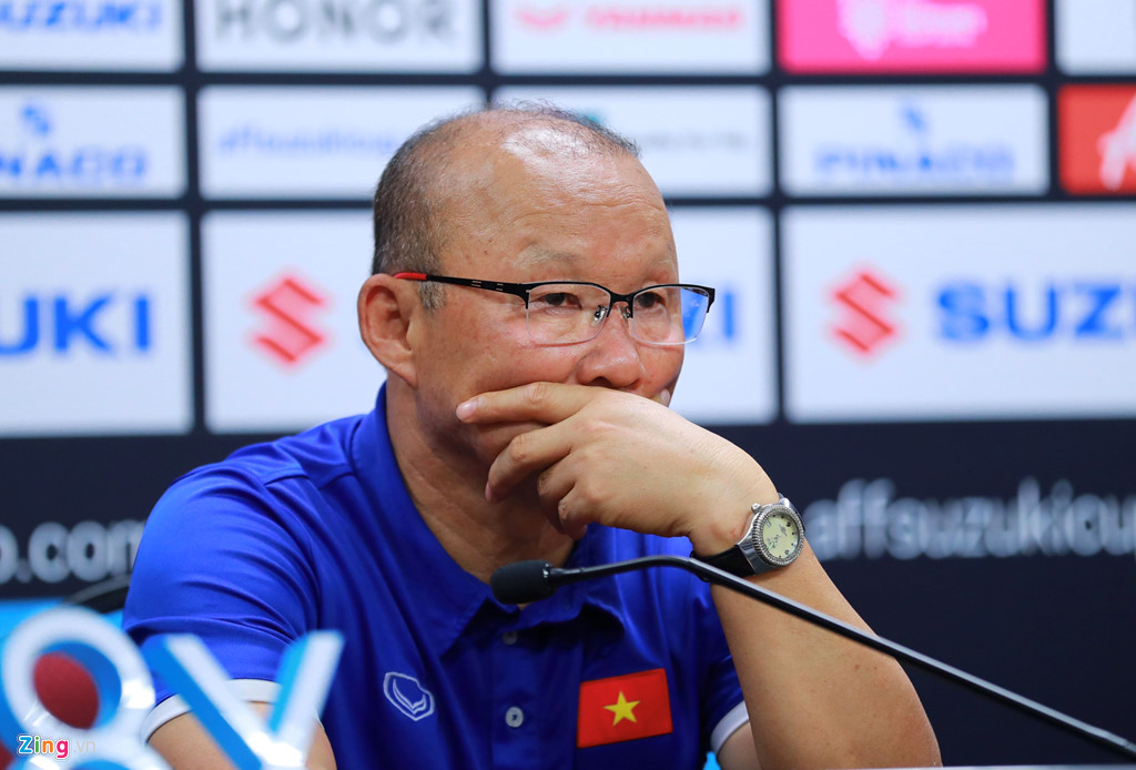 HLV Park Hang-seo tiếp tục có những quyết định dùng người gây bất ngờ tại AFF Cup 2018. Ảnh: Thuận Thắng.