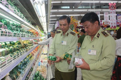 Các mặt hàng thiết yếu có nhu cầu tiêu dùng cao trong dịp Tết sẽ được kiểm tra, kiểm soát chặt chẽ. Ảnh minh họa
