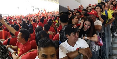 Nhiều CĐV ĐT Việt Nam không có ghế ngồi.