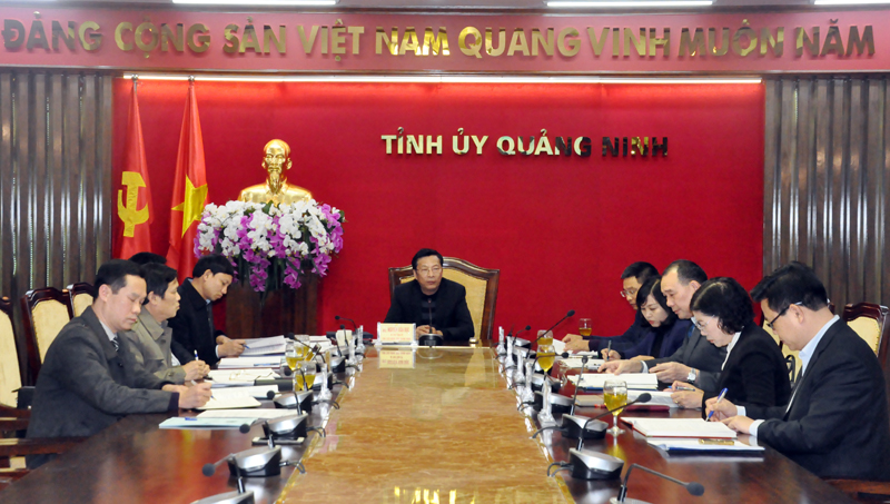 Quang cảnh cuộc họp.