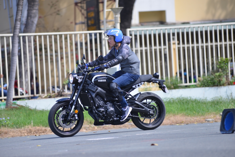 Yamaha XSR900 cho khách hàng chạy thử