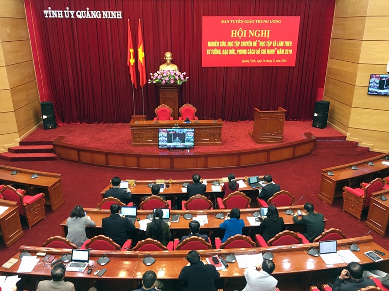 Quang cảnh hội nghị trực tuyến tại điểm cầu Quảng Ninh.