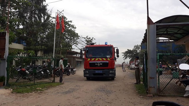 Xe cứu hỏa được điều đến hiện trường sau vụ nổ.