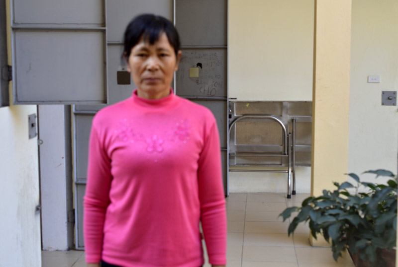 Đối tượng Đỗ Thị Len tại cơ quan công an.