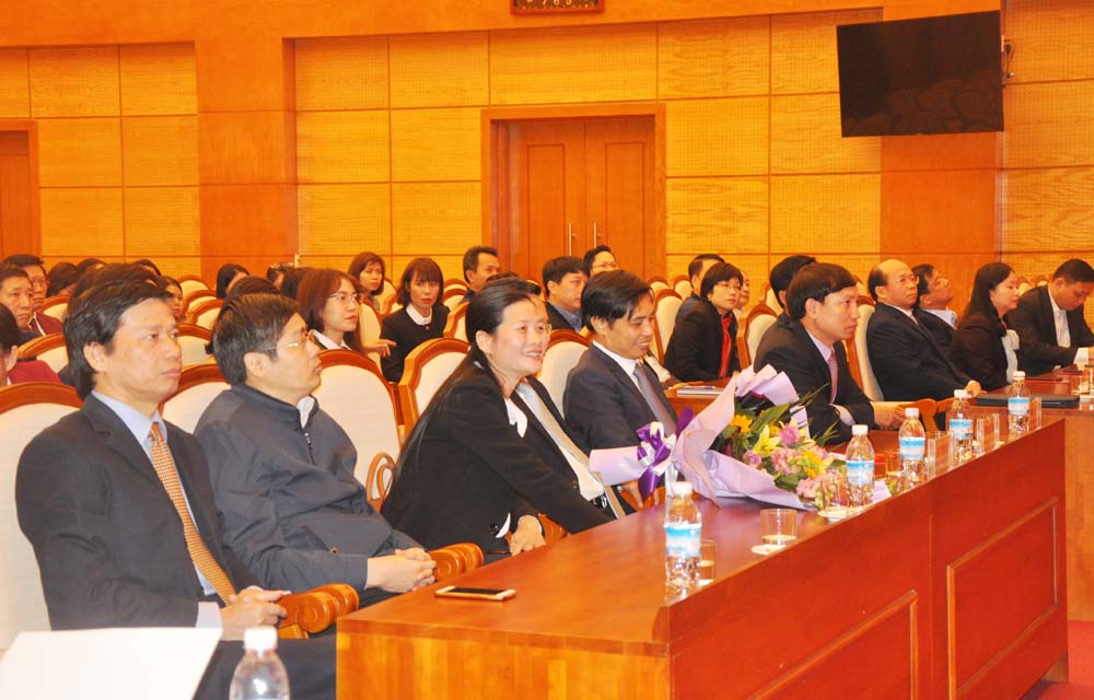 Các đại biểu tham dự hội nghị. 