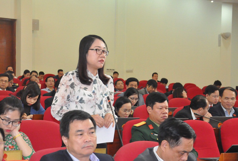 Đại biểu HĐND tỉnh chất vấn lãnh đạo các ngành tại Kỳ họp thứ 9, HĐND tỉnh