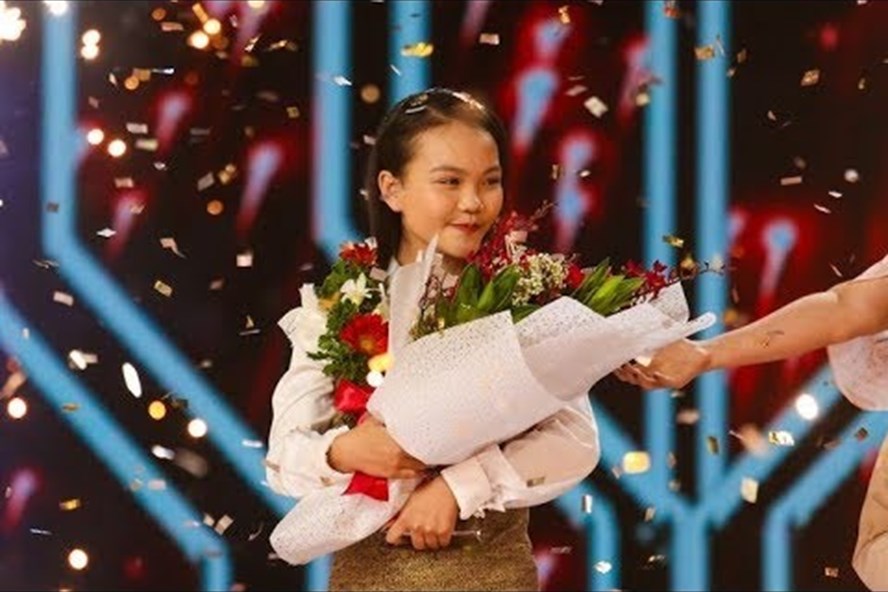 Hà Quỳnh Như đăng quang 