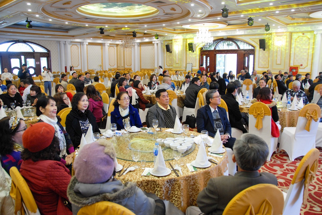 60 hội viên Hội đồng hương TP Cẩm Phả tại các tỉnh, thành khu vực phía nam tham dự chương trình gặp mặt.
