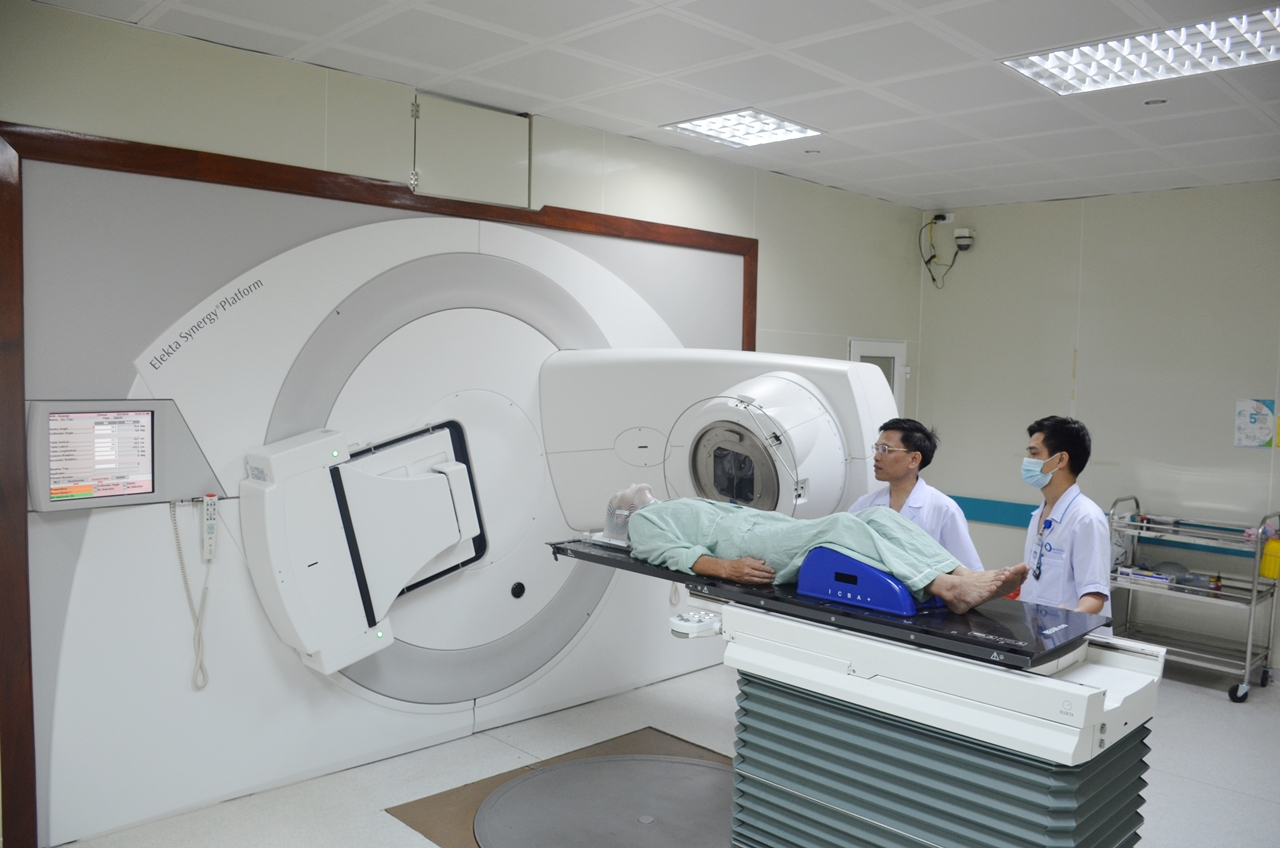 Xạ trị ung thư tại Bệnh viện Bãi Cháy