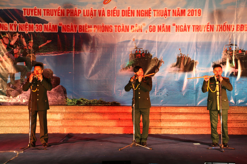 Cô Tô: Tuyên truyền Nghị quyết số 33-NQ/TW của Bộ Chính trị.