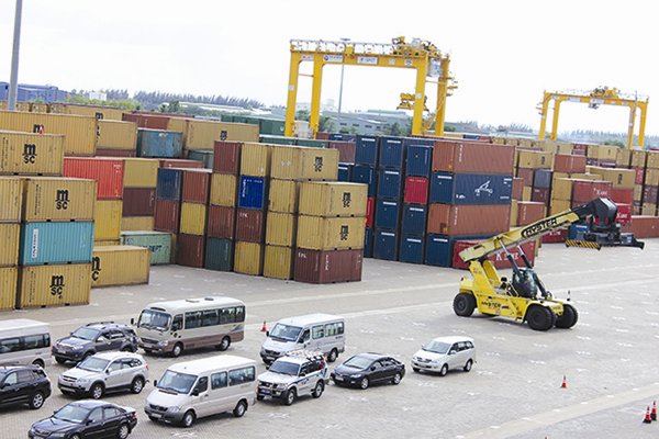 Chi phí logistics đang là điểm nghẽn trong lưu thông hàng hóa tại Việt Nam - Ảnh đăng trên Thời báo Kinh tế Sài Gòn
