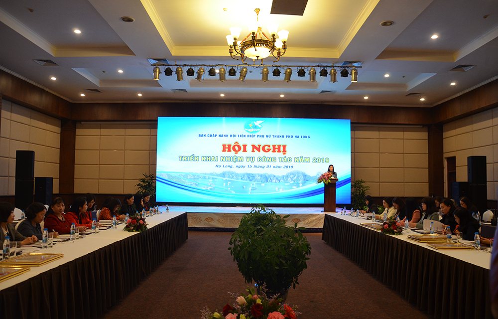Quang cảnh hội nghị