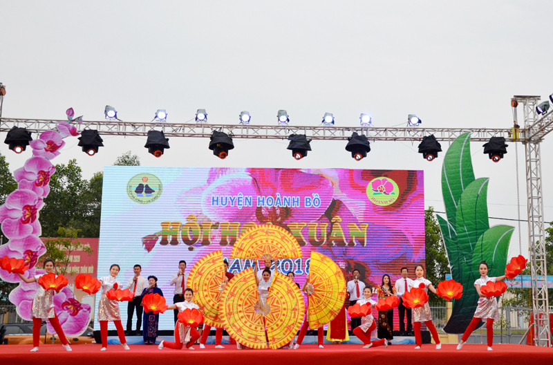 Hội hoa xuân Hoành Bồ 2018.