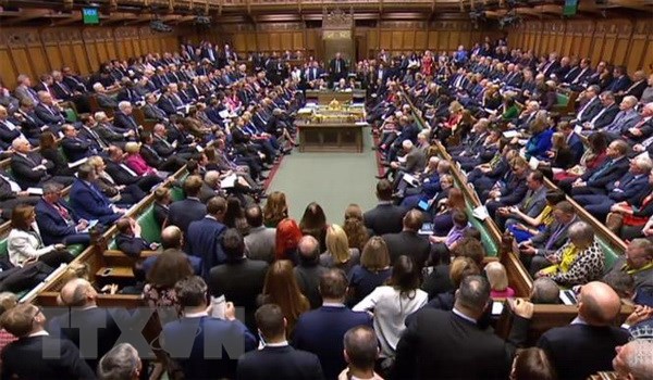 Toàn cảnh phiên họp bỏ phiếu của Hạ viện Anh về thỏa thuận Brexit ngày 15/1. (Nguồn: AFP/TTXVN)