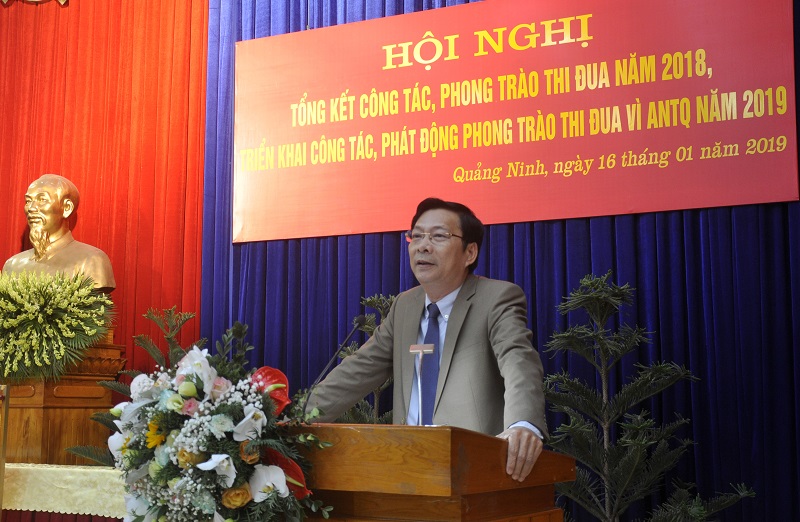 Đồng chí Nguyễn Văn Đọc Bí thư Tỉnh ủy, Chủ tịch HĐND tỉnh phát biểu chỉ đạo tại hội nghị.
