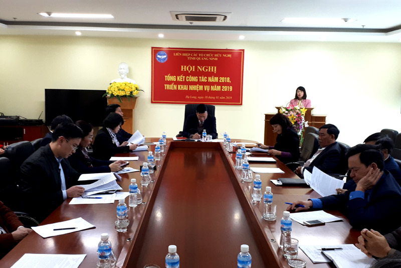 Các đại biểu tham dự hội nghị.