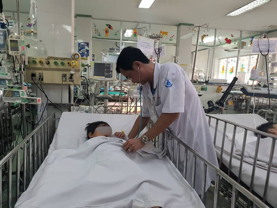 Nhờ cấp cứu kịp thời, sức khỏe bé trai đã ổn định, may mắn không mắc phải các di chứng do ngạt.