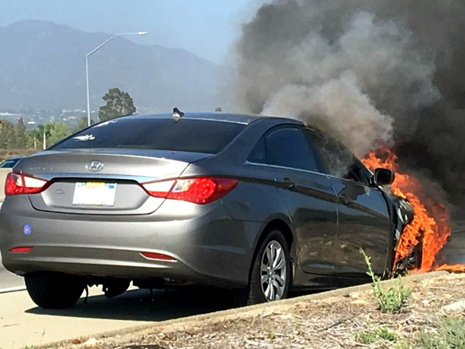 Nhiều xe Hyundai triệu hồi đợt này từng được triệu hồi thay thế động cơ trước đó. Ảnh: Amazing Reveal.