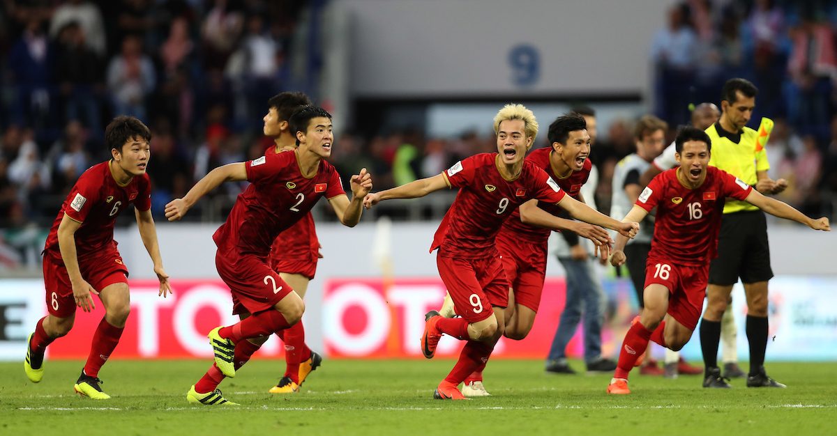 "ĐTVN đang trỗi dậy như một thế lực bóng đá mới ở châu Á". Ảnh: foxsportsasia.com